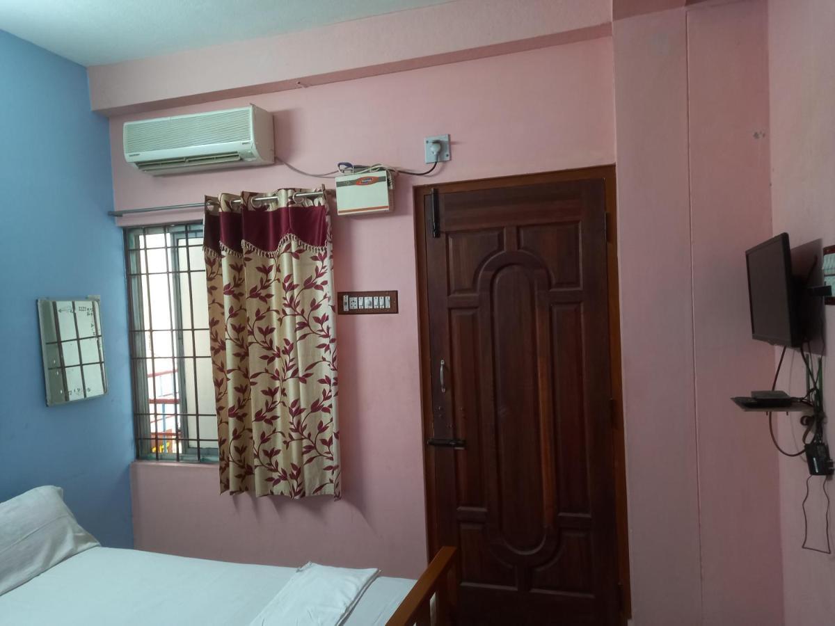 Parisha Residency- Temple Side Hotel จิตัมพรัม ภายนอก รูปภาพ